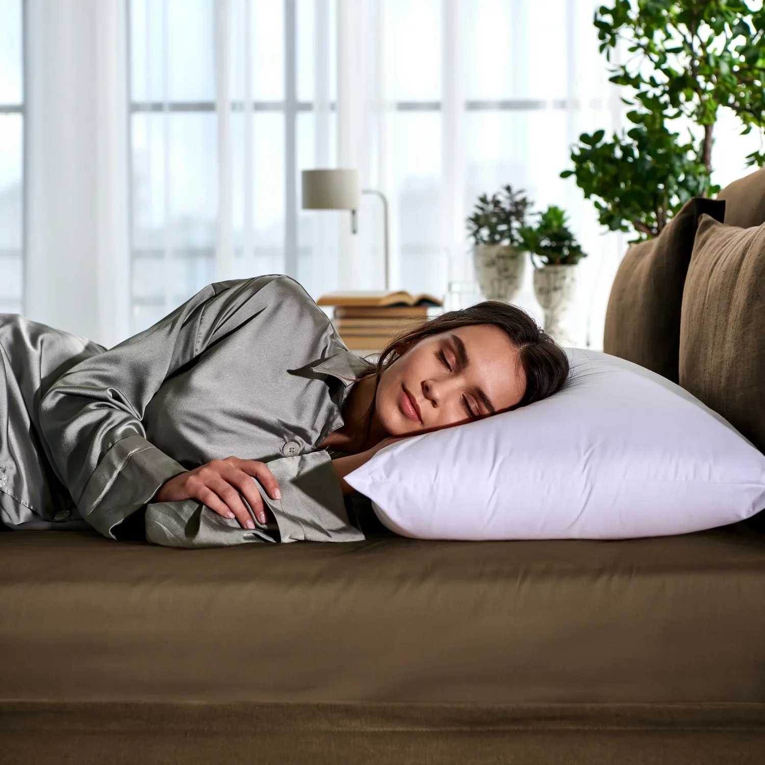GWEN PILLOW - Image 3